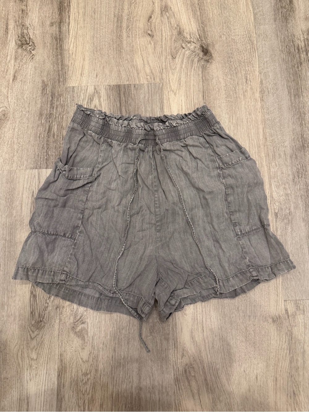 Jane + Delancey Gray Lyocell Pull On Shorts Size Small
